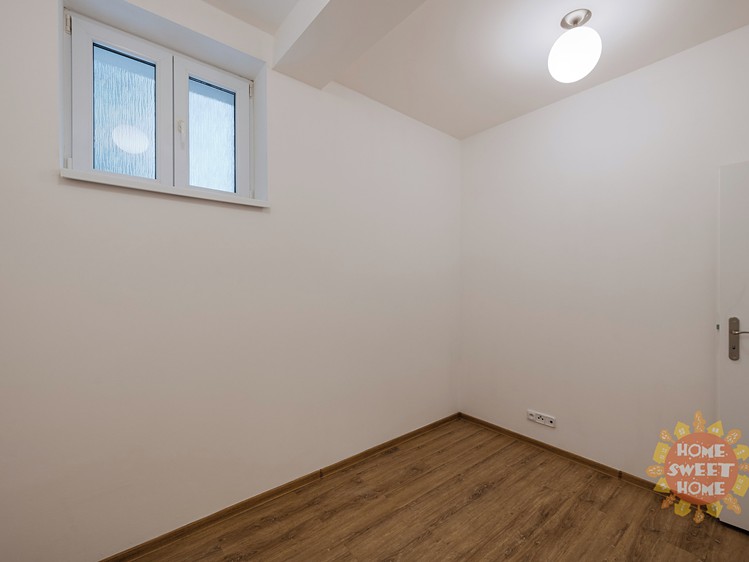 Pronájem bytu 2+kk 40 m² (Podkrovní) - foto 5