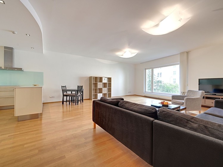 Pronájem bytu 4+kk 130 m² - foto 6
