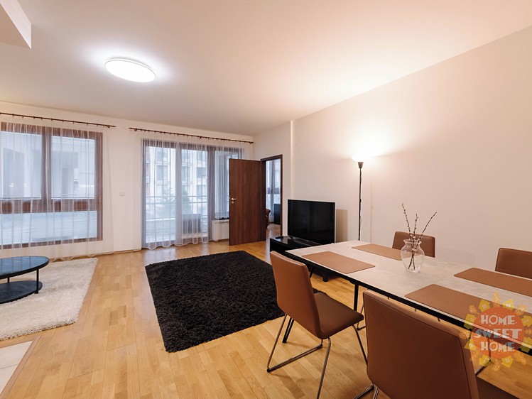 Pronájem bytu 3+kk 75 m² - foto 2