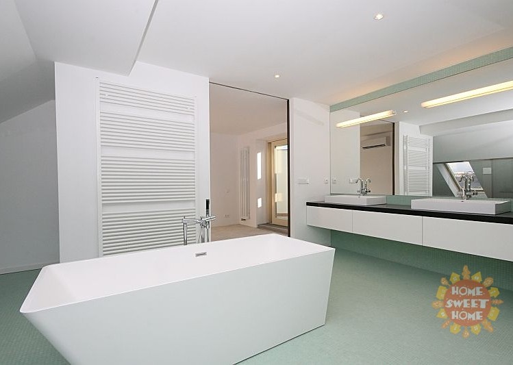 Pronájem bytu 3+1 130 m² - foto 3
