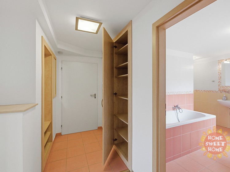 Pronájem bytu 2+kk 64 m² - foto 6