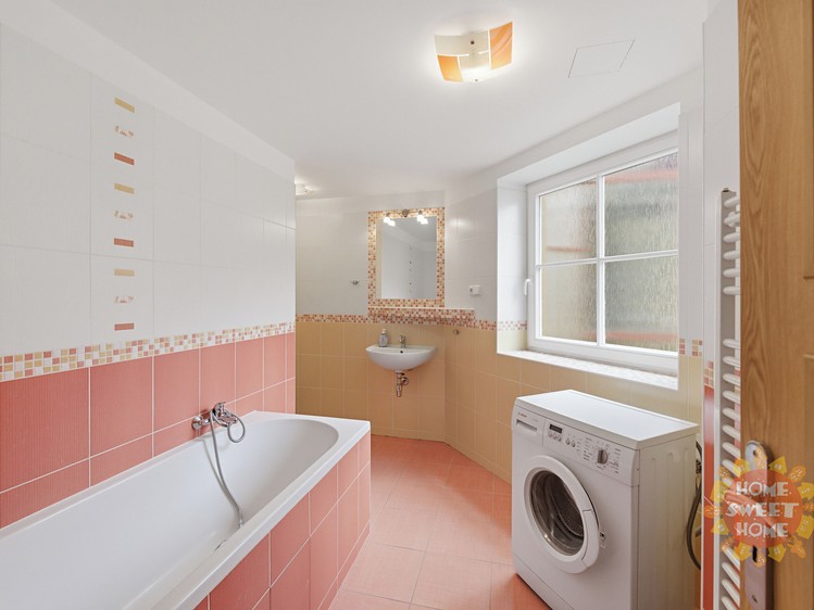 Pronájem bytu 2+kk 64 m² - foto 5