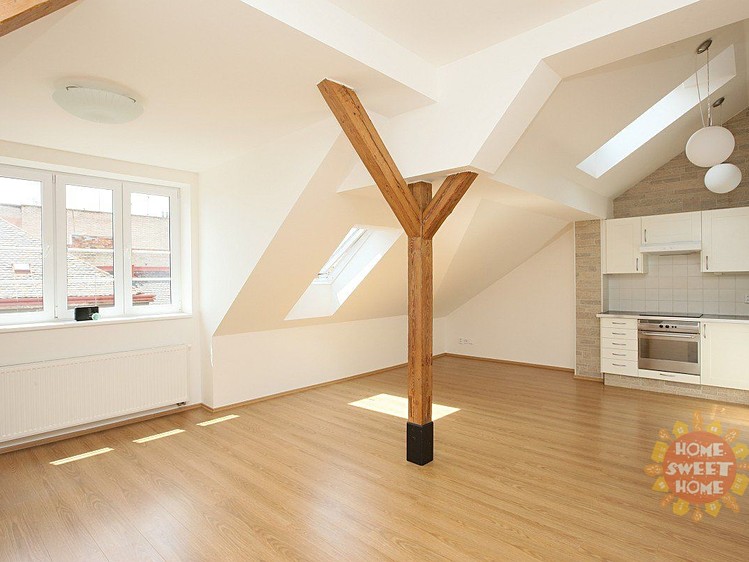 Pronájem bytu 2+kk 65 m² - foto 3