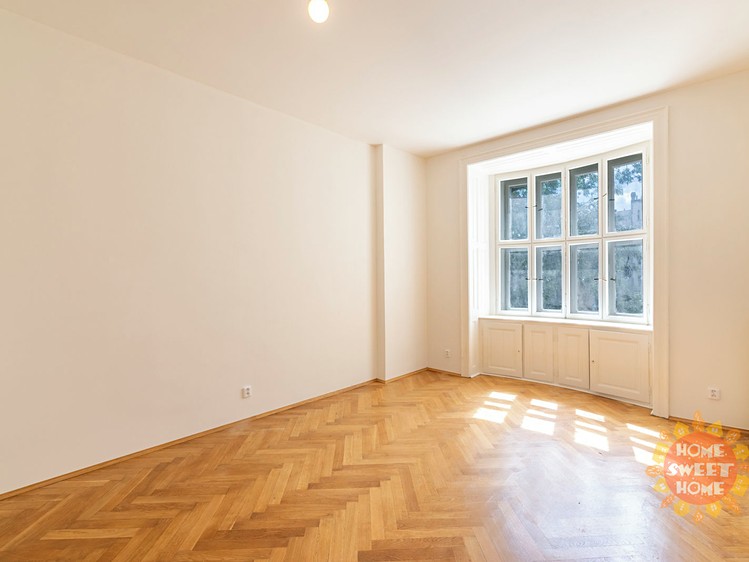 Pronájem bytu 4+1 143 m² - foto 6