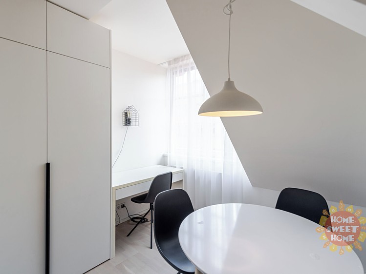 Pronájem bytu 2+kk 46 m² (Podkrovní) - foto 3
