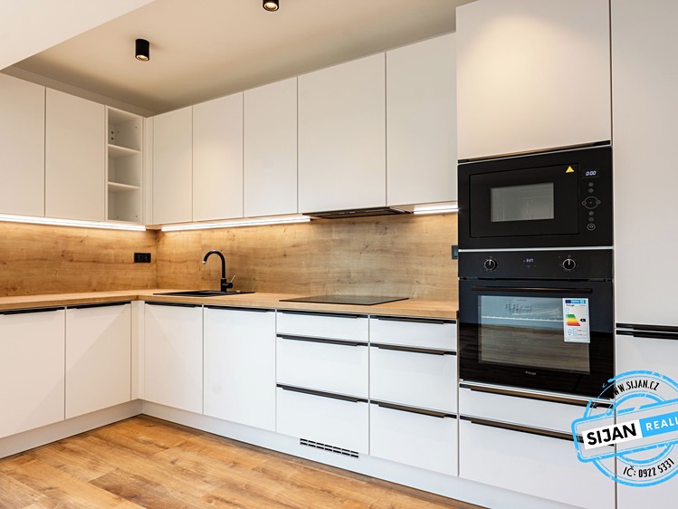 Pronájem bytu 3+kk 73 m² - foto 4