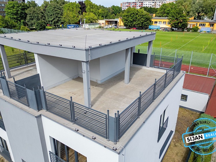 Pronájem bytu 3+kk 73 m² - foto 2