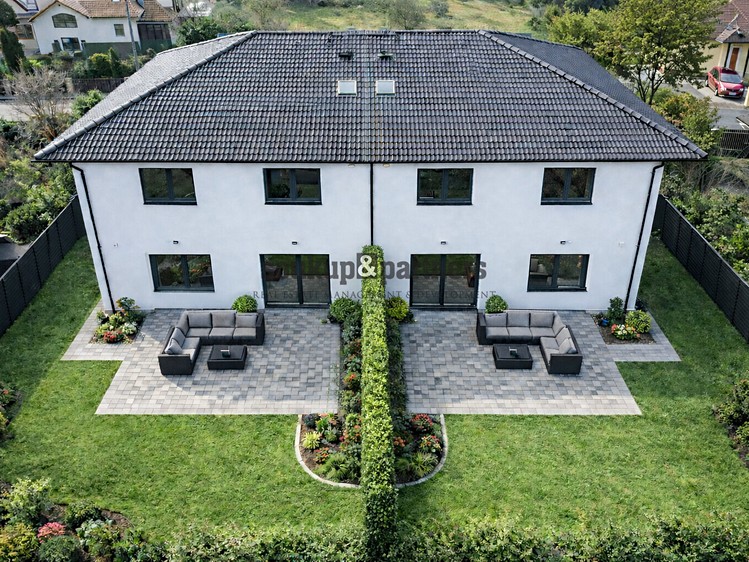 Prodej rodinného domu 193 m², pozemek 468 m² - foto 3