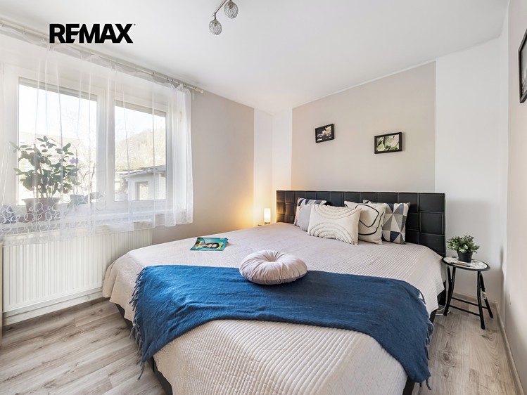 Prodej rodinného domu 240 m², pozemek 1 883 m² - foto 8