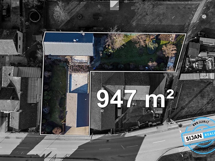 Prodej rodinného domu 180 m², pozemek 947 m² - foto 4