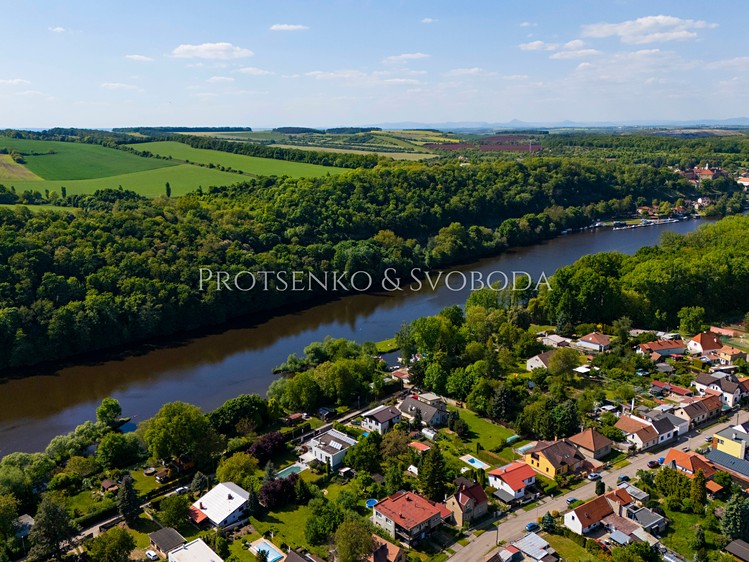 Prodej rodinného domu 180 m², pozemek 1 189 m² - foto 4