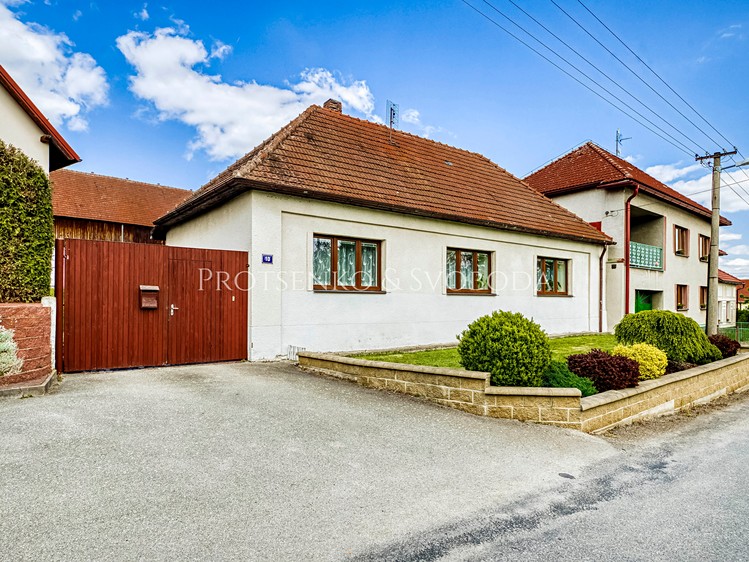 Prodej rodinného domu 135 m², pozemek 9 556 m² - foto 4