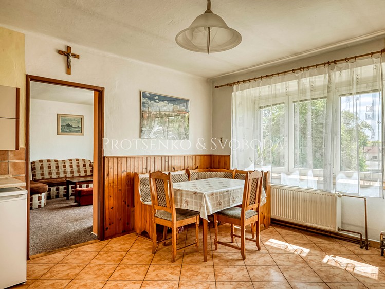 Prodej rodinného domu 135 m², pozemek 9 556 m² - foto 6