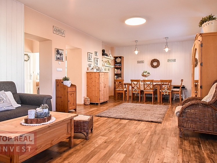 Prodej rodinného domu 178 m², pozemek 285 m² - foto 3