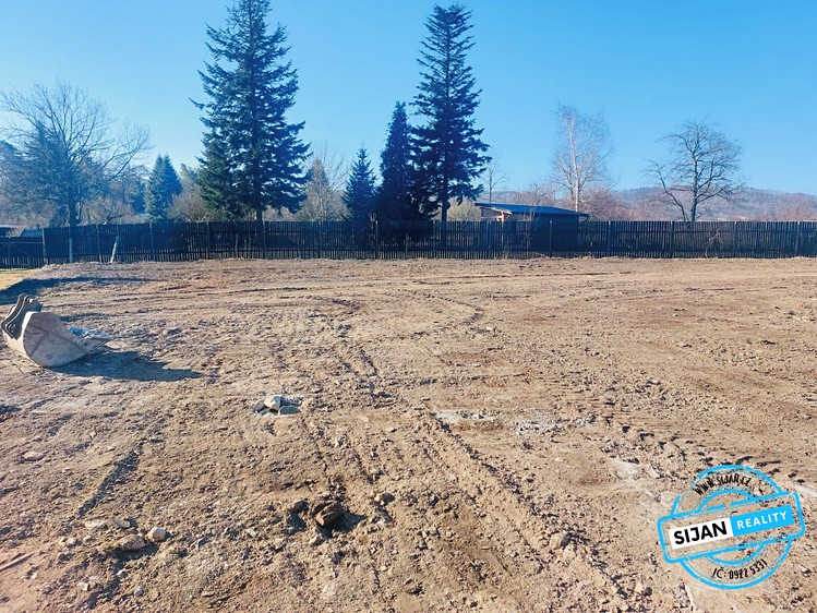 Prodej  stavebního pozemku 1 416 m² - foto 3