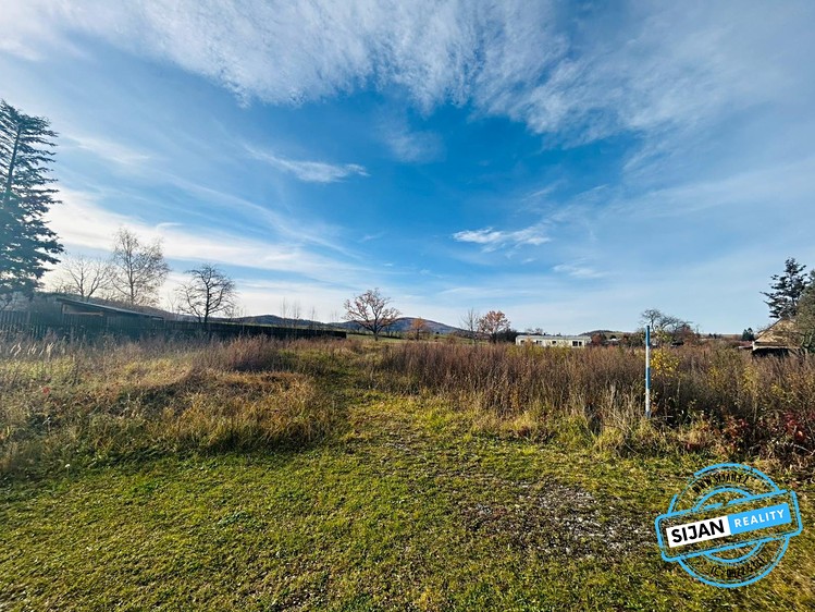 Prodej stavebního pozemku 1 889 m² - foto 5