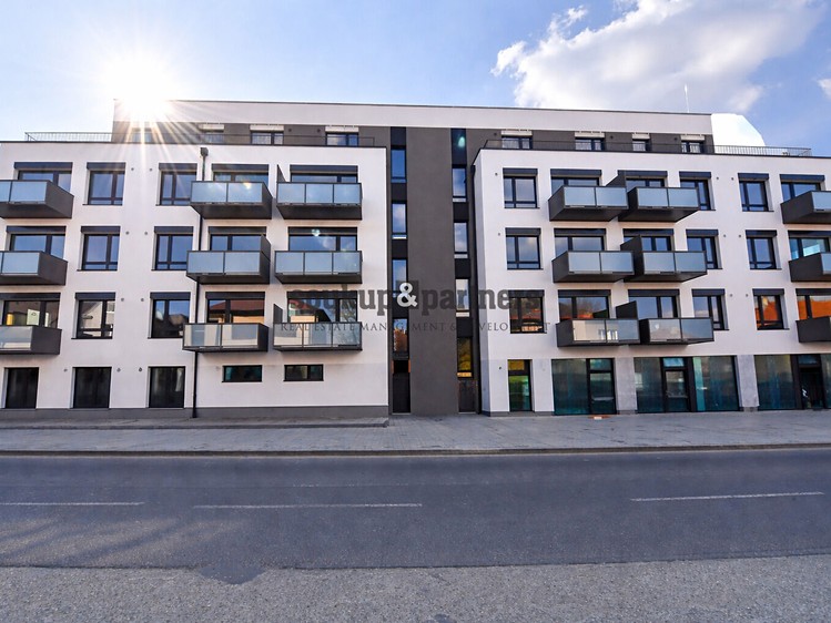 Pronájem obchodního prostoru 41 m² - foto 6