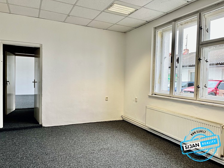 Pronájem kanceláře 130 m² - foto 5