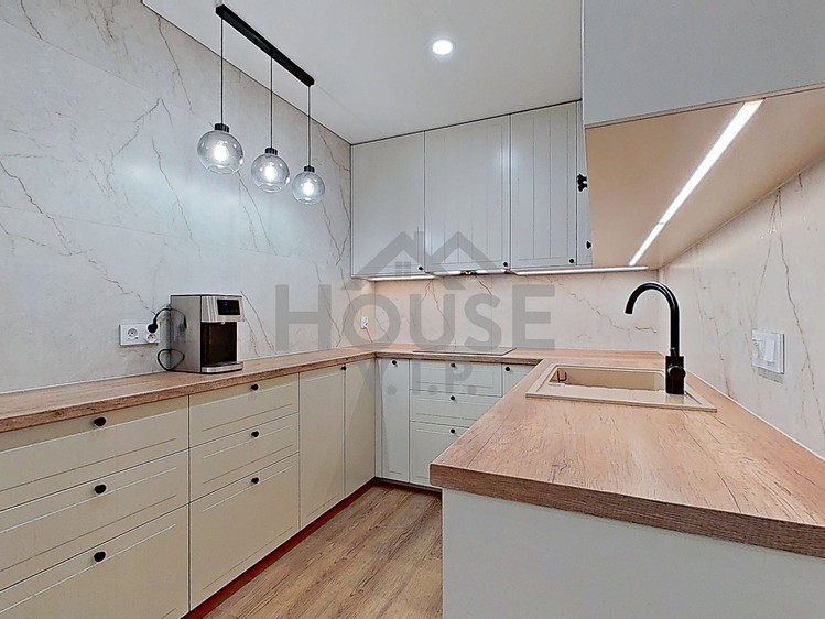 Prodej bytu 5+kk 113 m² - foto 3