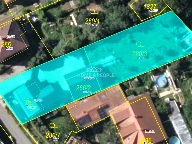 Prodej rodinného domu 258 m², pozemek 939 m² - foto 8