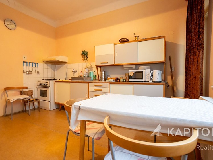 Prodej rodinného domu 80 m², pozemek 923 m² - foto 8