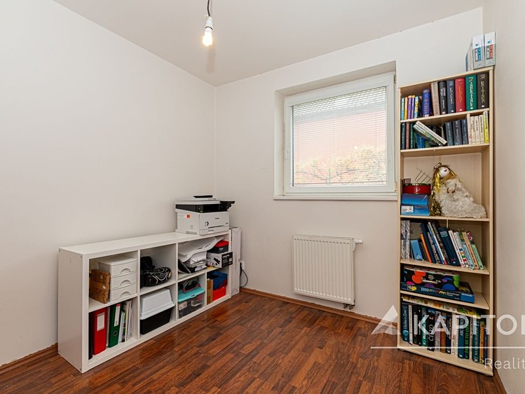 Prodej rodinného domu 149 m², pozemek 976 m² - foto 7