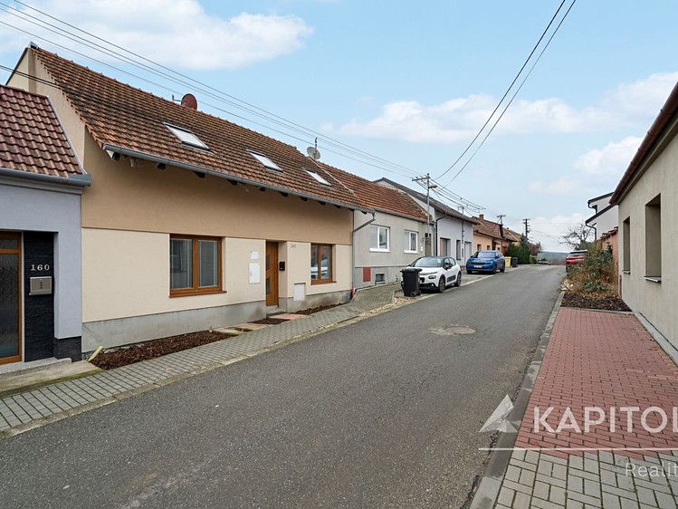 Prodej rodinného domu 134 m², pozemek 109 m² - foto 1