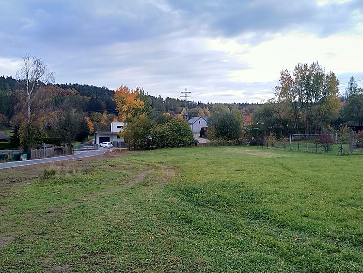 Prodej stavebního pozemku 1 414 m² - foto 2