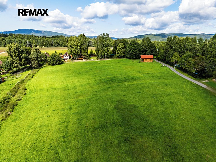 Prodej pozemku 9 752 m² - foto 5