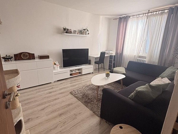 Prodej bytu 2+1 50 m² - foto 2