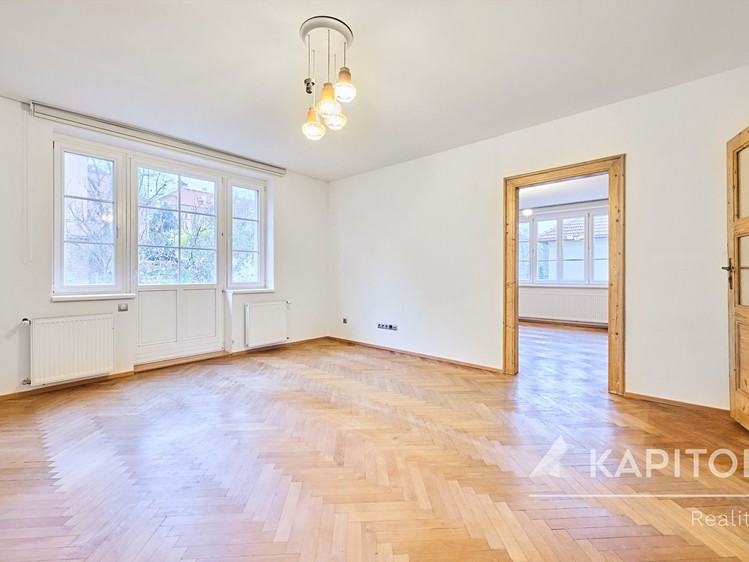 Prodej bytu 2+1 80 m² - foto 1
