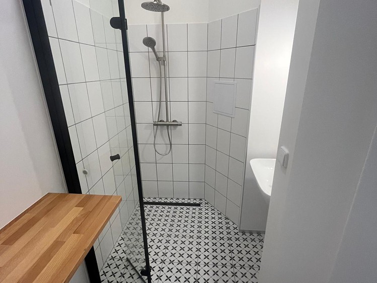 Prodej bytu 1+kk 30 m² (Jednopodlažní) - foto 3