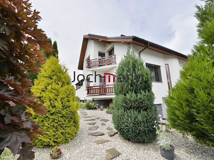 Pronájem bytu 3+kk 91 m² (Podkrovní) - foto 3