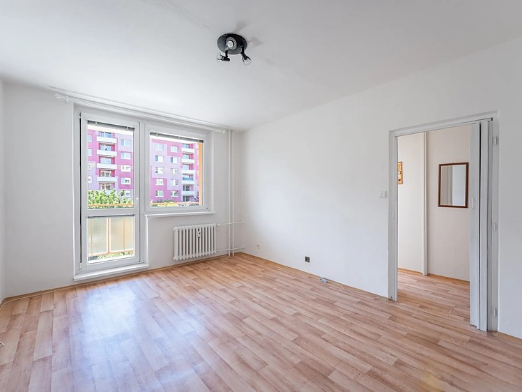 Pronájem bytu 1+1 35 m² (Jednopodlažní) - foto 4