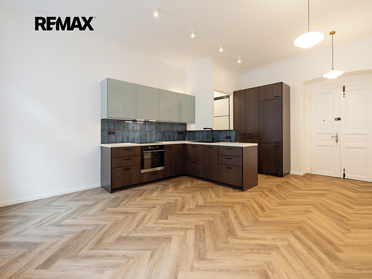 Pronájem bytu 2+kk 56 m² - foto 5