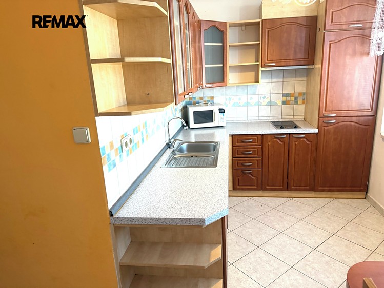 Pronájem bytu 2+1 57 m² - foto 4