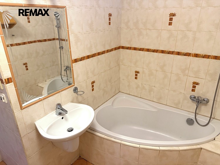Pronájem bytu 2+1 57 m² - foto 6