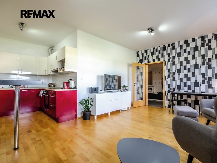 Pronájem bytu 2+kk 61 m² - foto 5