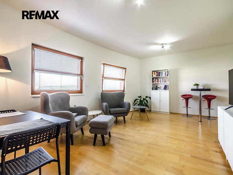 Pronájem bytu 2+kk 61 m² - foto 6