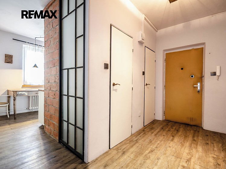 Pronájem bytu 2+1 54 m² - foto 2