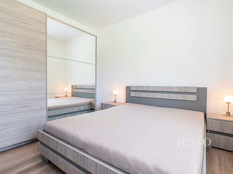 Pronájem bytu 2+kk 45 m² (Jednopodlažní) - foto 2