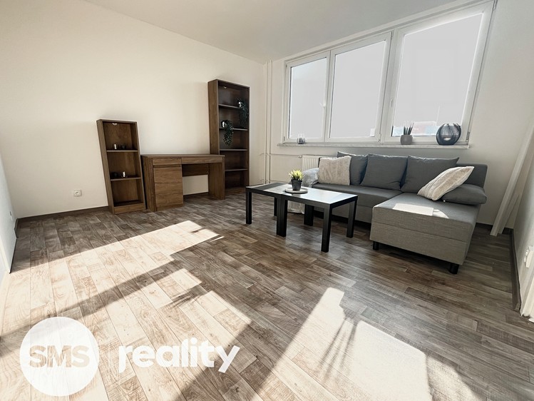 Pronájem bytu 2+1 47 m² - foto 2