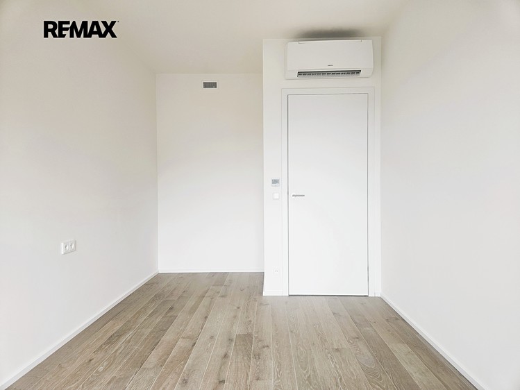 Pronájem bytu 2+kk 50 m² - foto 6