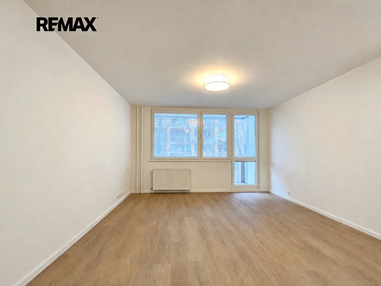 Pronájem bytu 2+kk 48 m² - foto 2