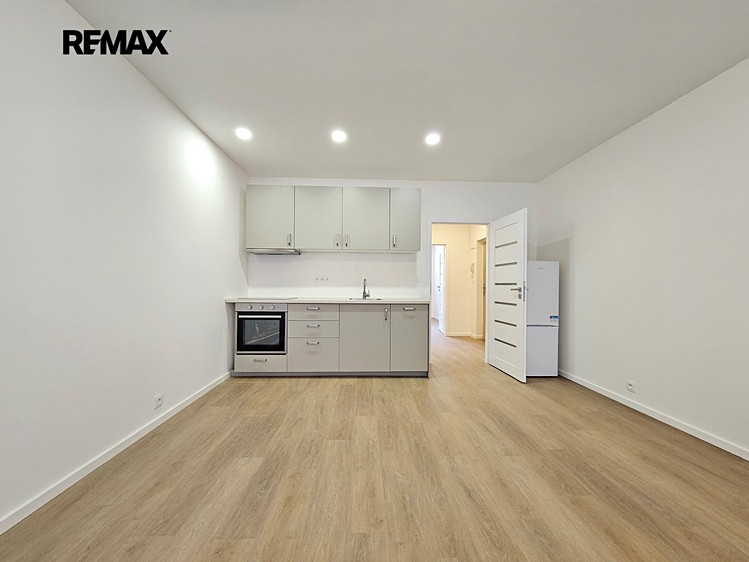 Pronájem bytu 2+kk 48 m² - foto 1