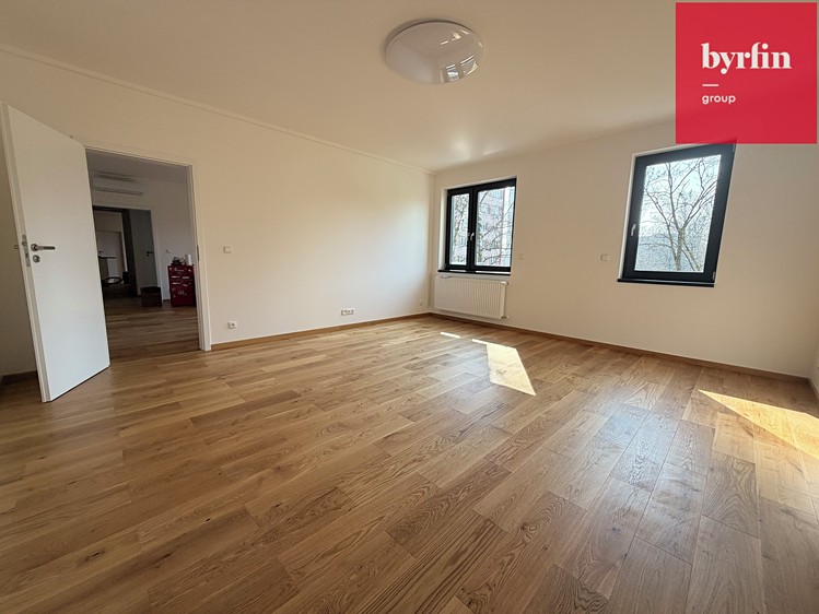Pronájem bytu 2+kk 63 m² - foto 7