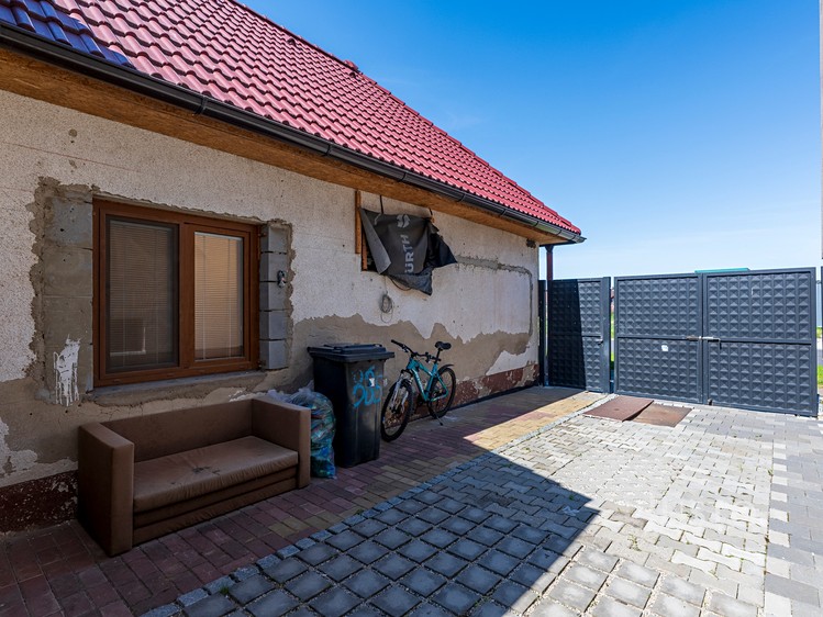 Prodej rodinného domu 97 m², pozemek 326 m² - foto 8