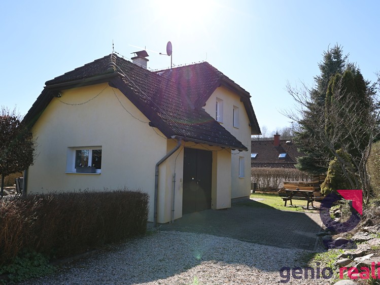Prodej rodinného domu 110 m², pozemek 869 m² - foto 4