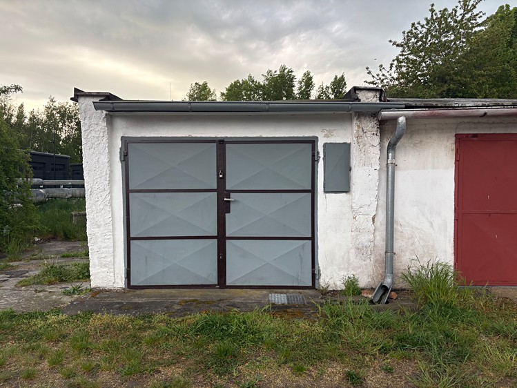 Pronájem garáže 22 m² - foto 1