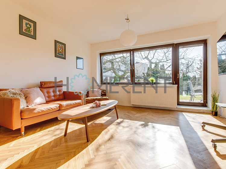 Prodej bytu 3+kk 79 m² (Jednopodlažní) - foto 1